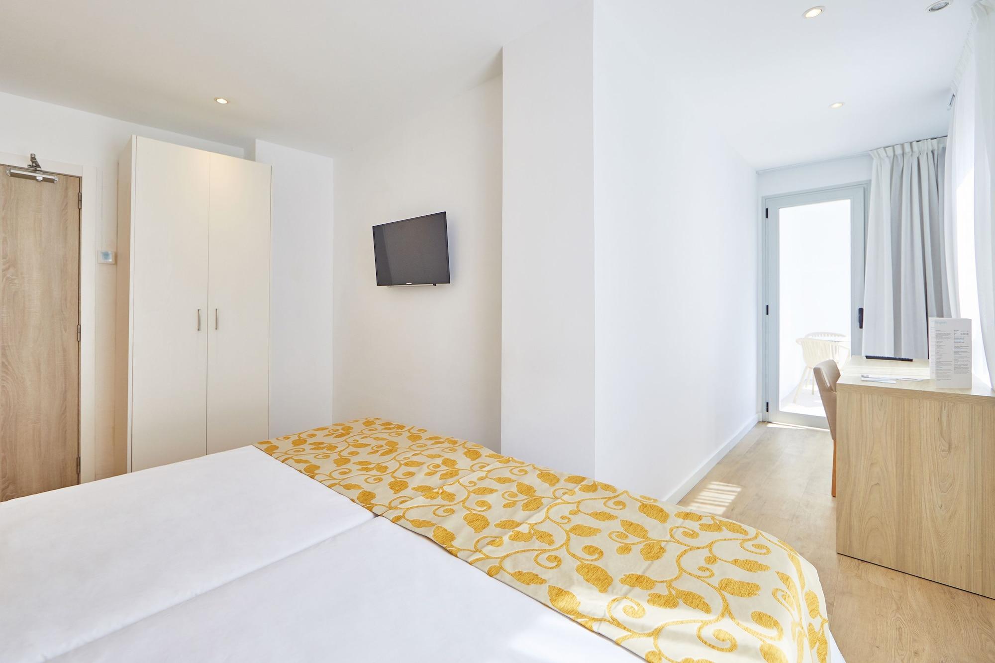 Hotel Ilusion Moreyo - Adults Only Кала-Бона Екстер'єр фото